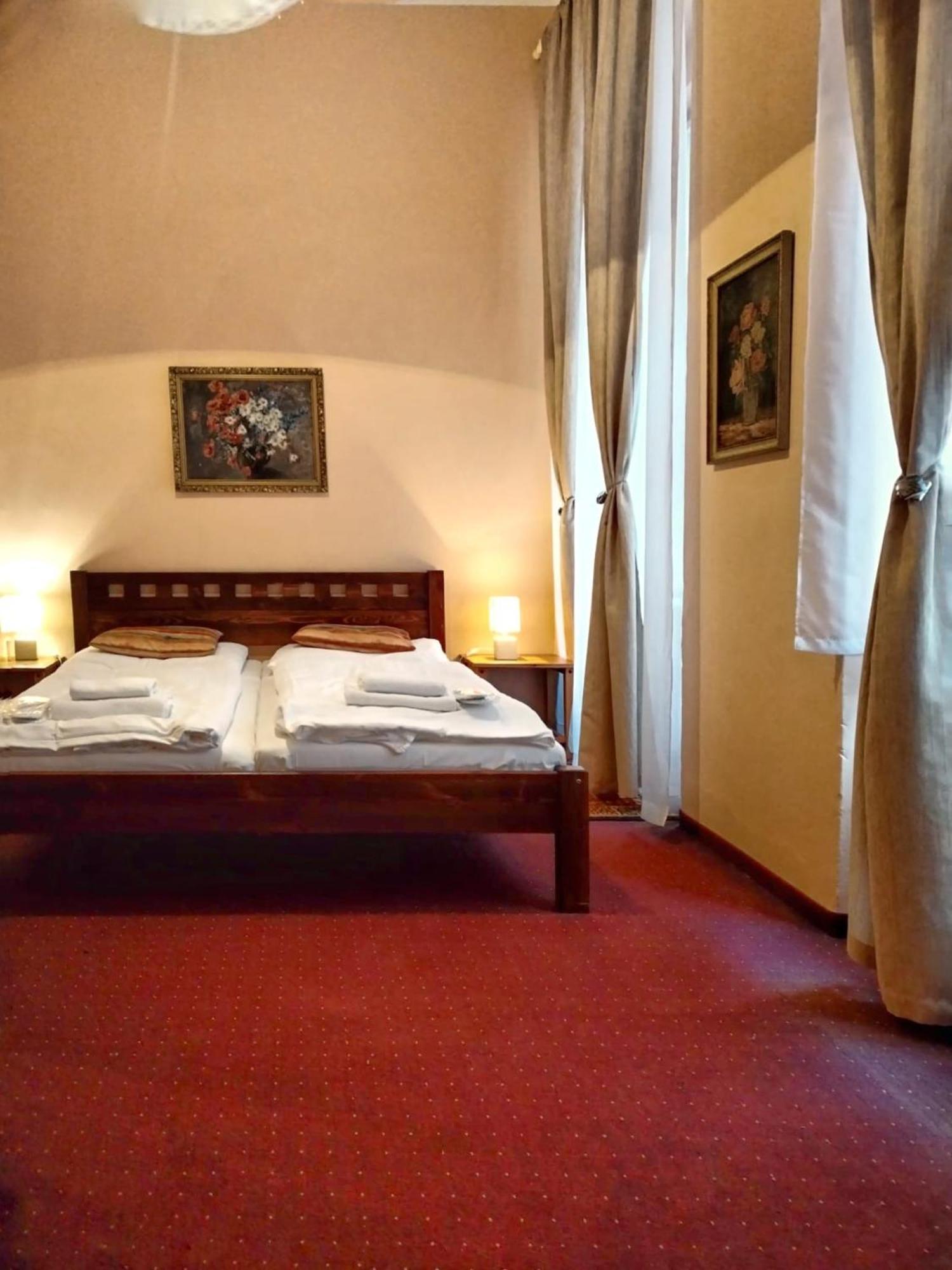 Delux Kolonada Karlovy Vary Exterior foto